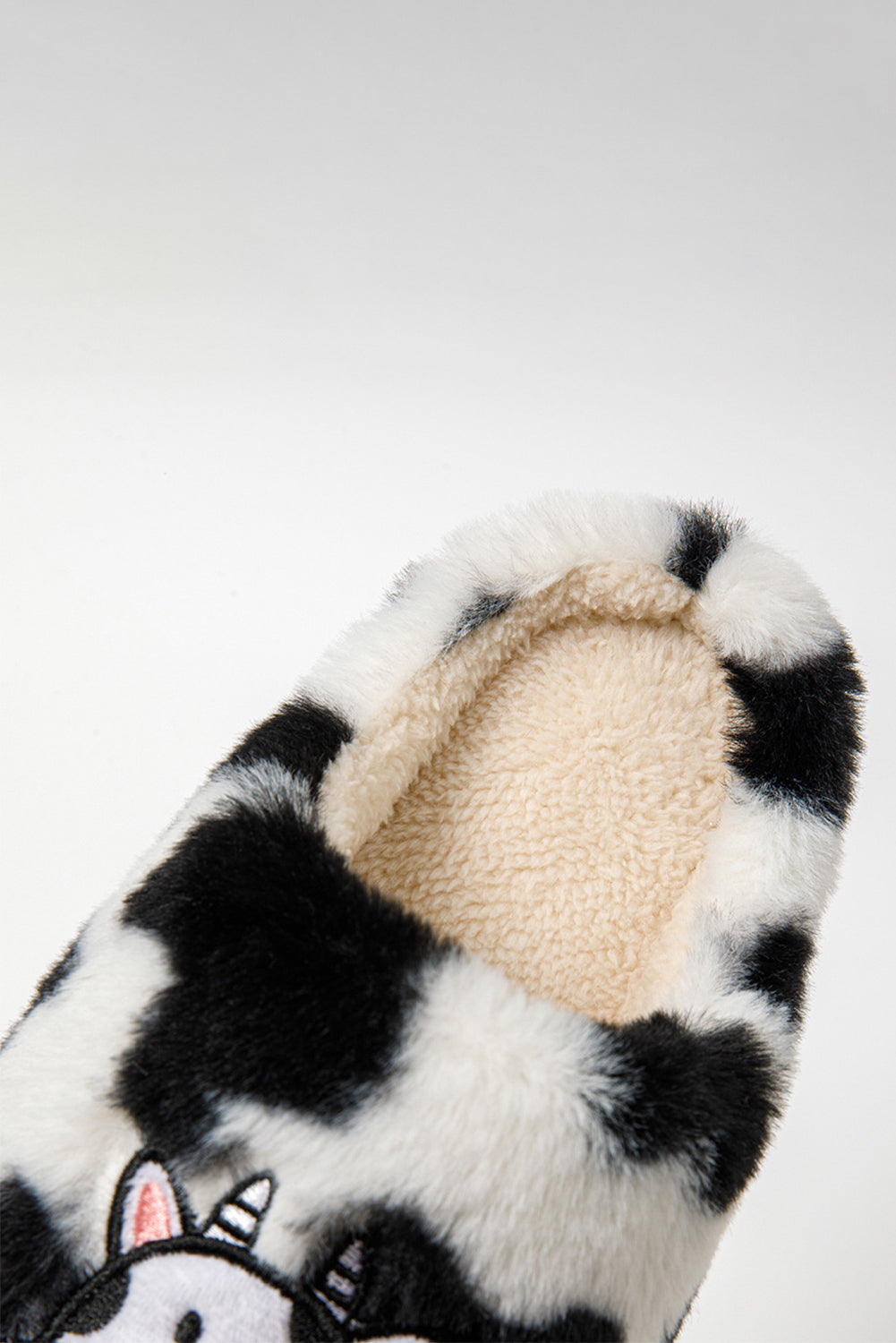 Bright White Cartoon Cow Embroidered Fuzzy Home Slippers