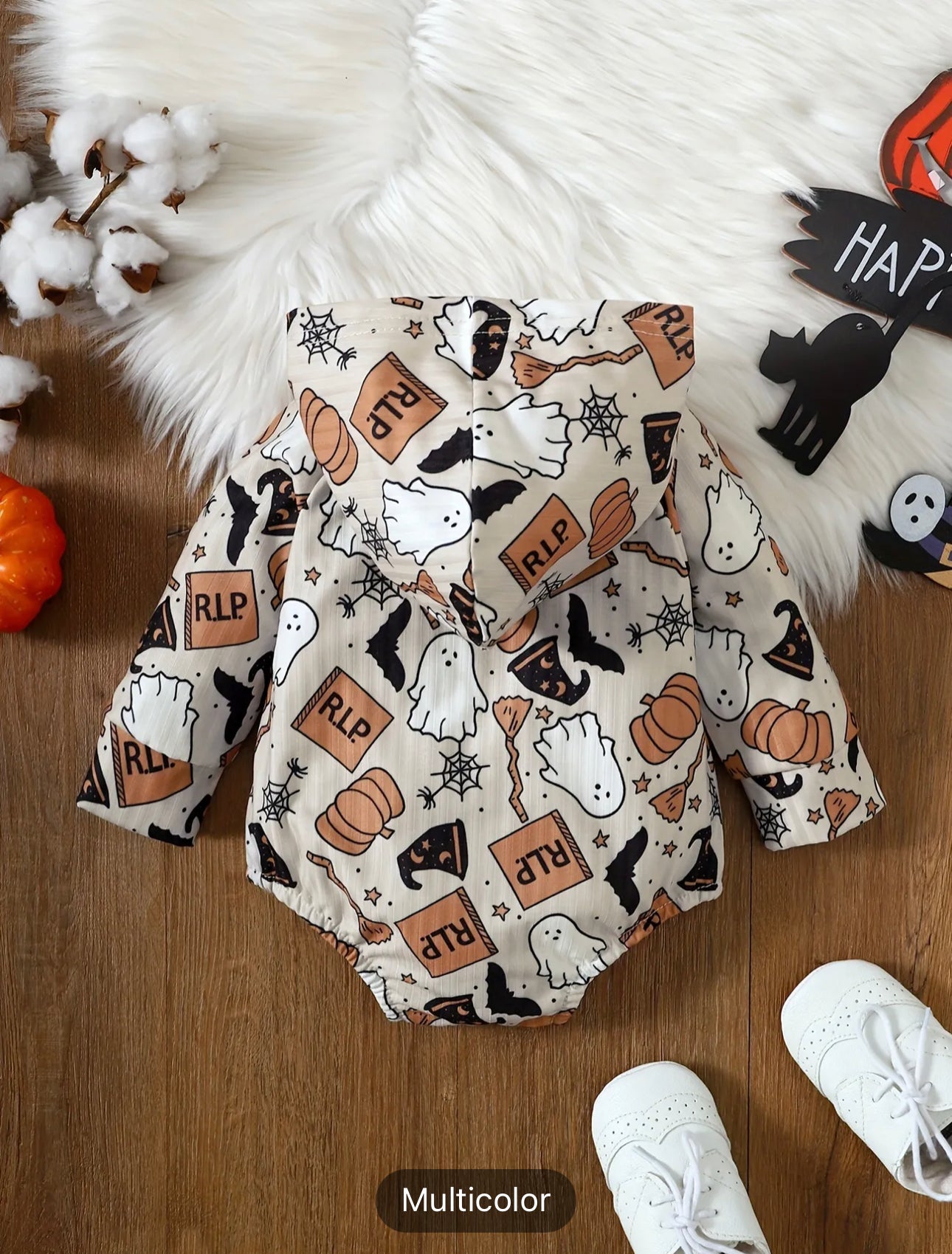 Brighten Up Your Little One's Halloween with this Adorable Baby Outfit!
