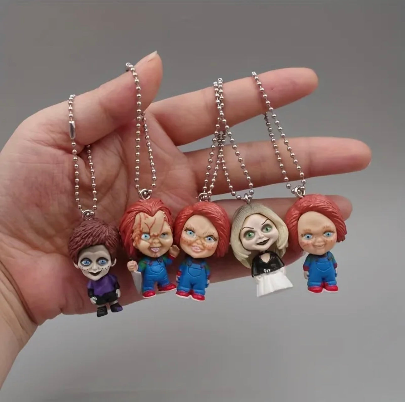 5 Unique Horror Doll Keychains - Add a Touch of Spooky Fun to Your Keys!