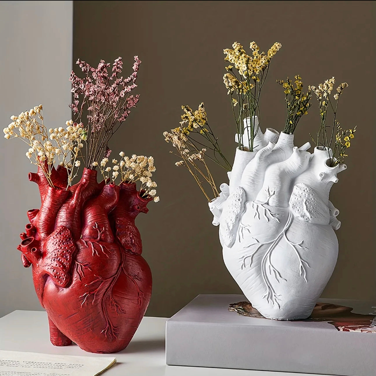 1pc, Heart Vase, Vases For Flowers Creative Heart-Shaped Sculpture ,Customized Vase, Heart-Shaped Art Resin Vase Desktop Home Decoration, Gift Vases For Living Room Decorations