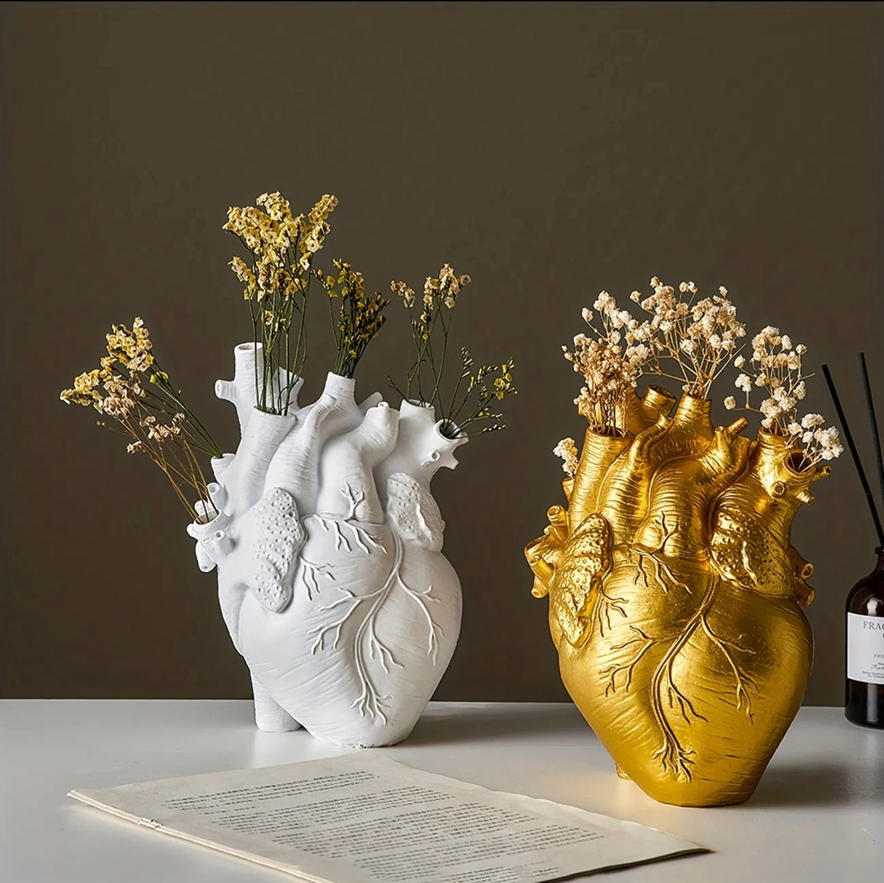 1pc, Heart Vase, Vases For Flowers Creative Heart-Shaped Sculpture ,Customized Vase, Heart-Shaped Art Resin Vase Desktop Home Decoration, Gift Vases For Living Room Decorations