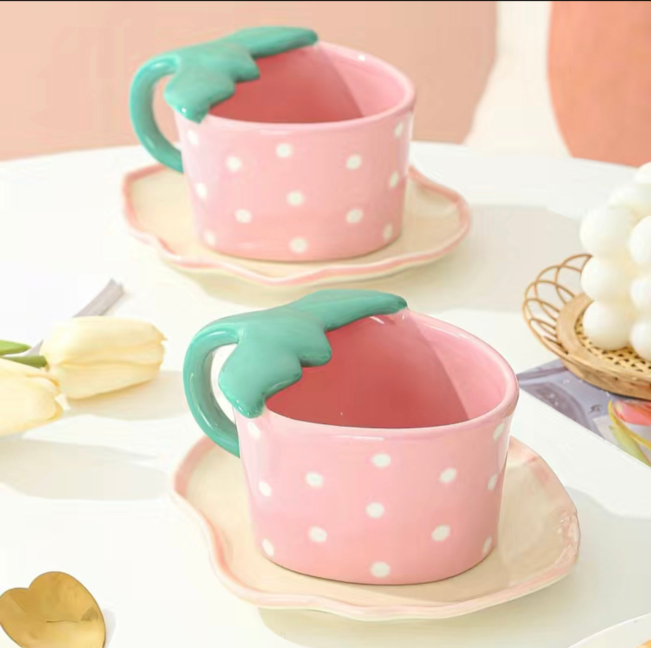 Kawaii Pink Strawberry Ceramic Coffee Cup & Saucer Set - Perfect Gift for Coffee Lovers!